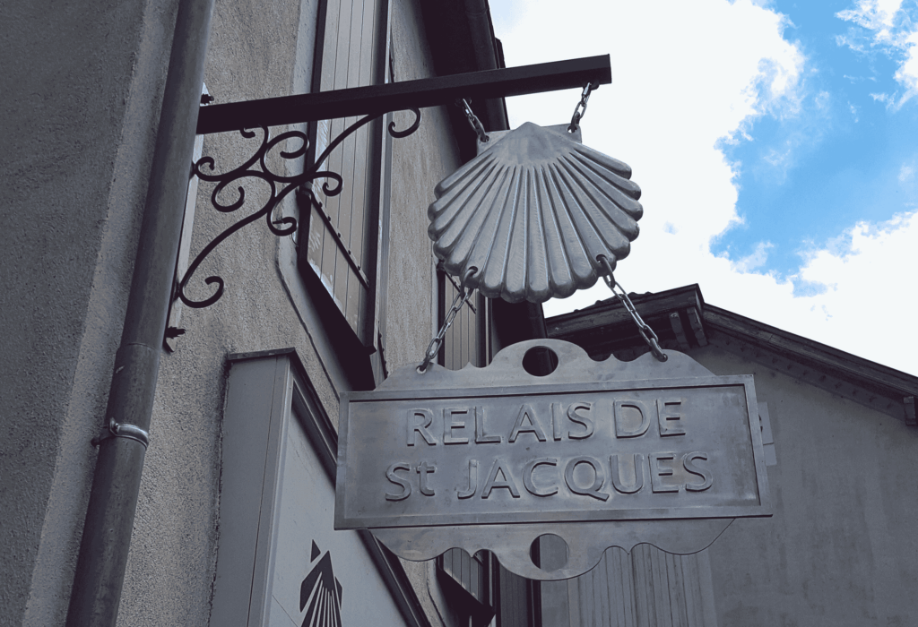 Enseigne métallique artisanale en acier soudé, réalisation A2SI à Bidos dans le 64