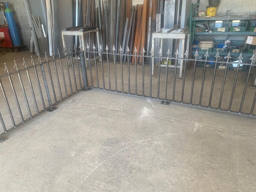 fabrication-garde-corps-acier-pointes-fer-forge